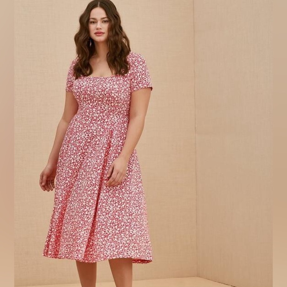 Torrid Fuchsia Pink Floral Scuba Knit
Midi Dress